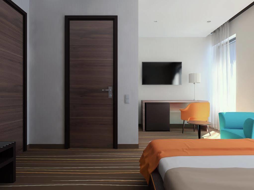 Taurus City Hotel Lviv Dış mekan fotoğraf