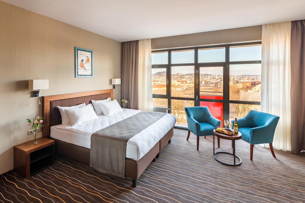 Taurus City Hotel Lviv Dış mekan fotoğraf