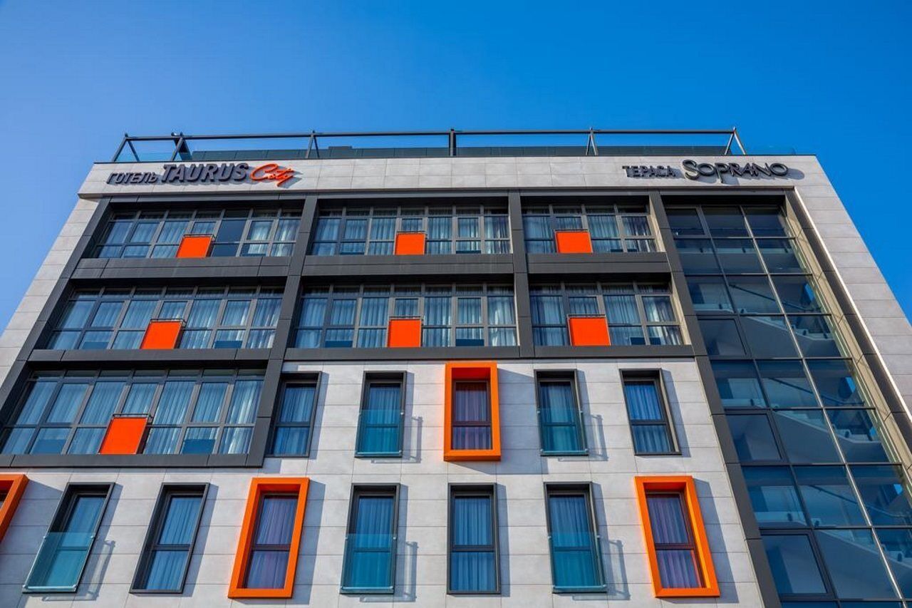 Taurus City Hotel Lviv Dış mekan fotoğraf